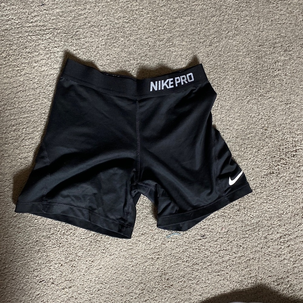 Black nike pros